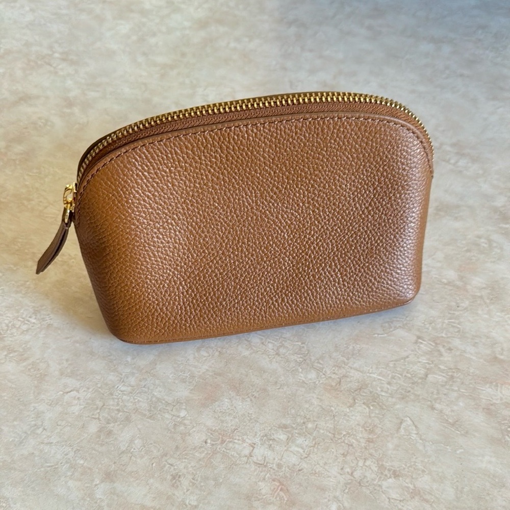 Loft Leather Pouch with Gold Zipper